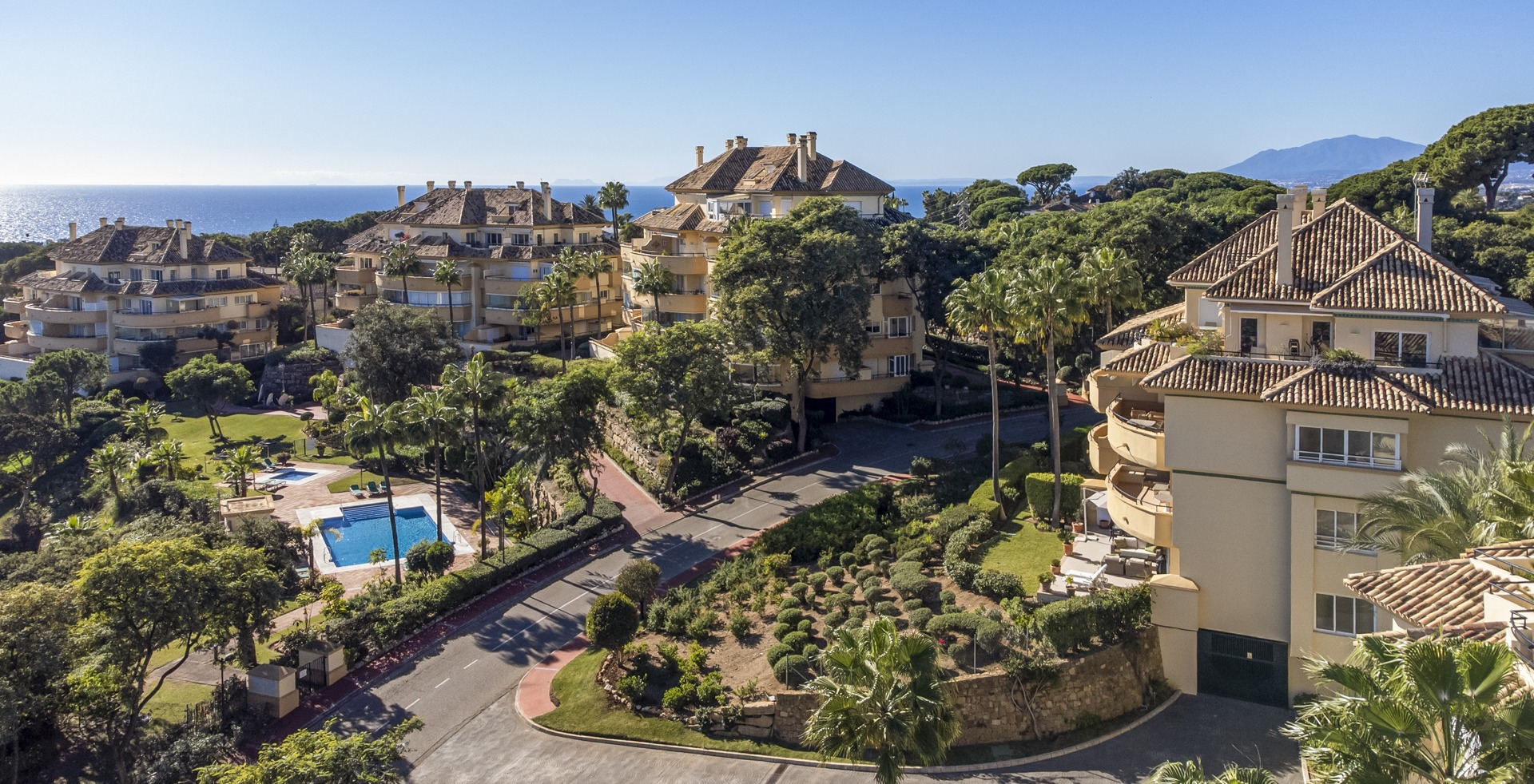 Strand en boulevard van Marbella aan de Middellandse Zee